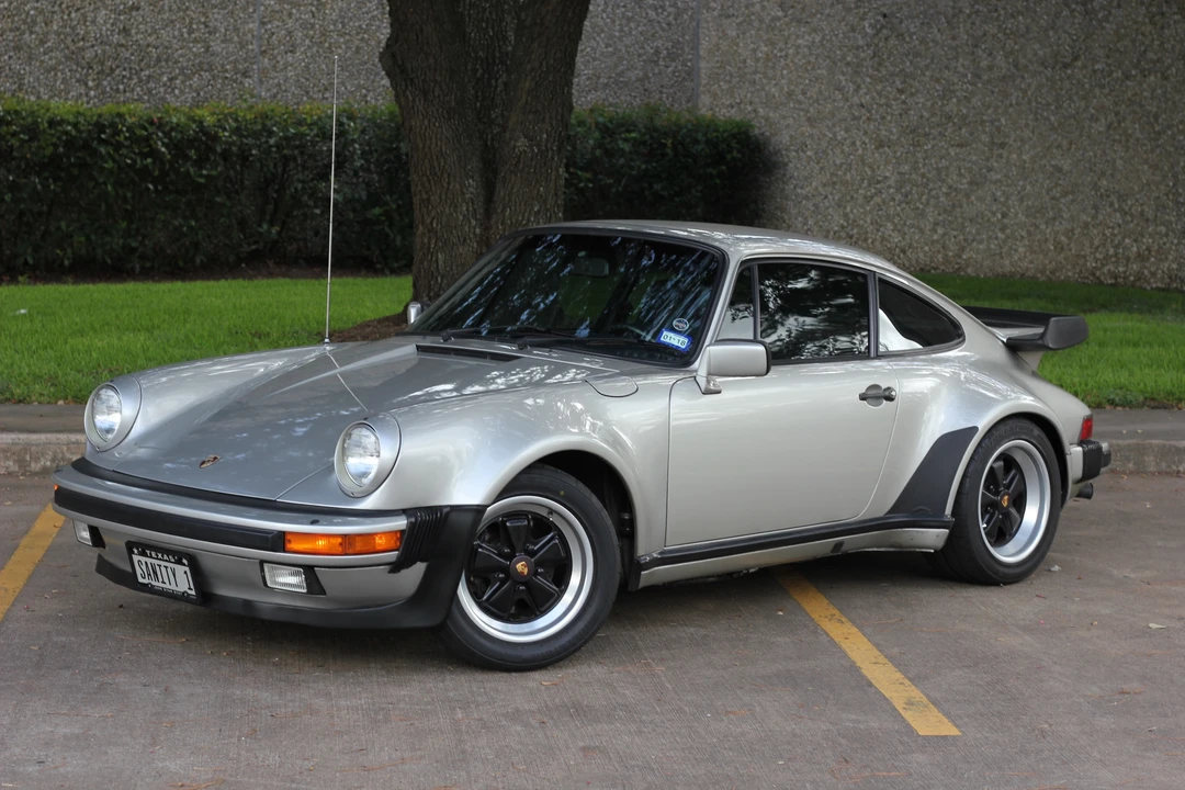 1984 Porsche 911 Carrera 3.2 - Image 3 of 31