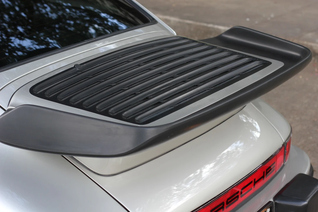 1984 Porsche 911 Carrera 3.2 - Image 22 of 31