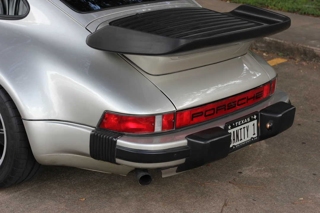 1984 Porsche 911 Carrera 3.2 - Image 20 of 31