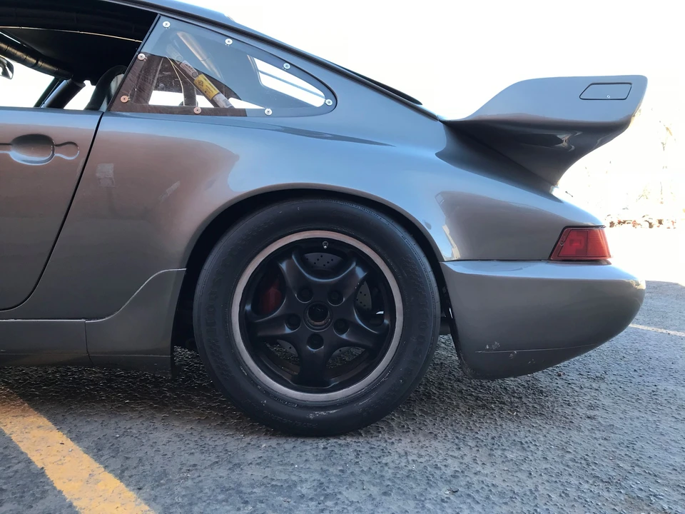 1984 Porsche 911 Carrera 3.2 - Image 15 of 31