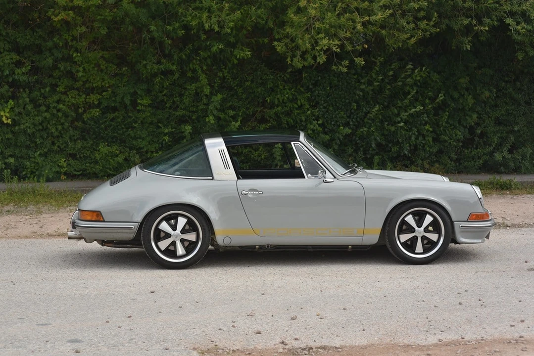 1984 Porsche 911 Carrera 3.2 - Image 4 of 30