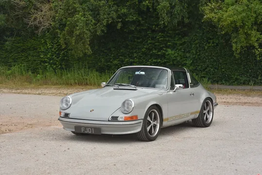 1984 Porsche 911 Carrera Targa