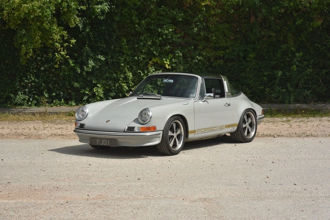 1984 Porsche 911 Carrera 3.2 - Image 28 of 30