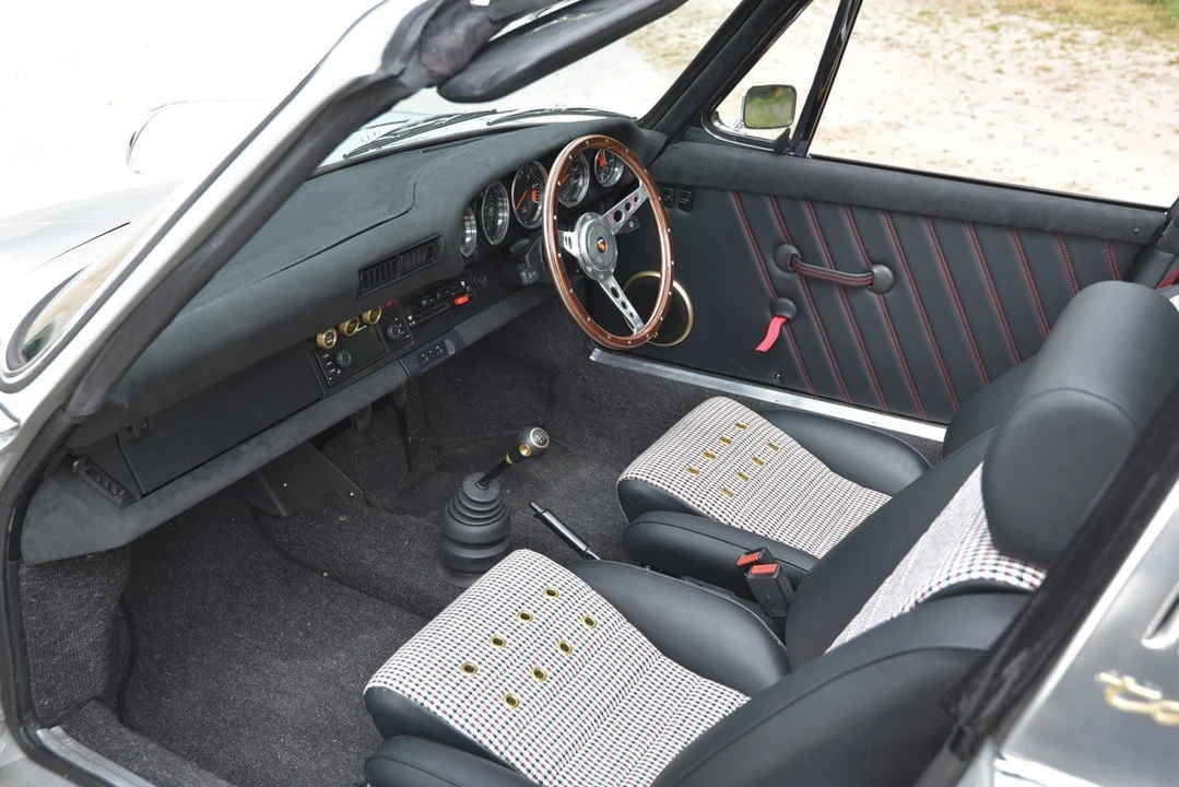 1984 Porsche 911 Carrera 3.2 - Image 7 of 30