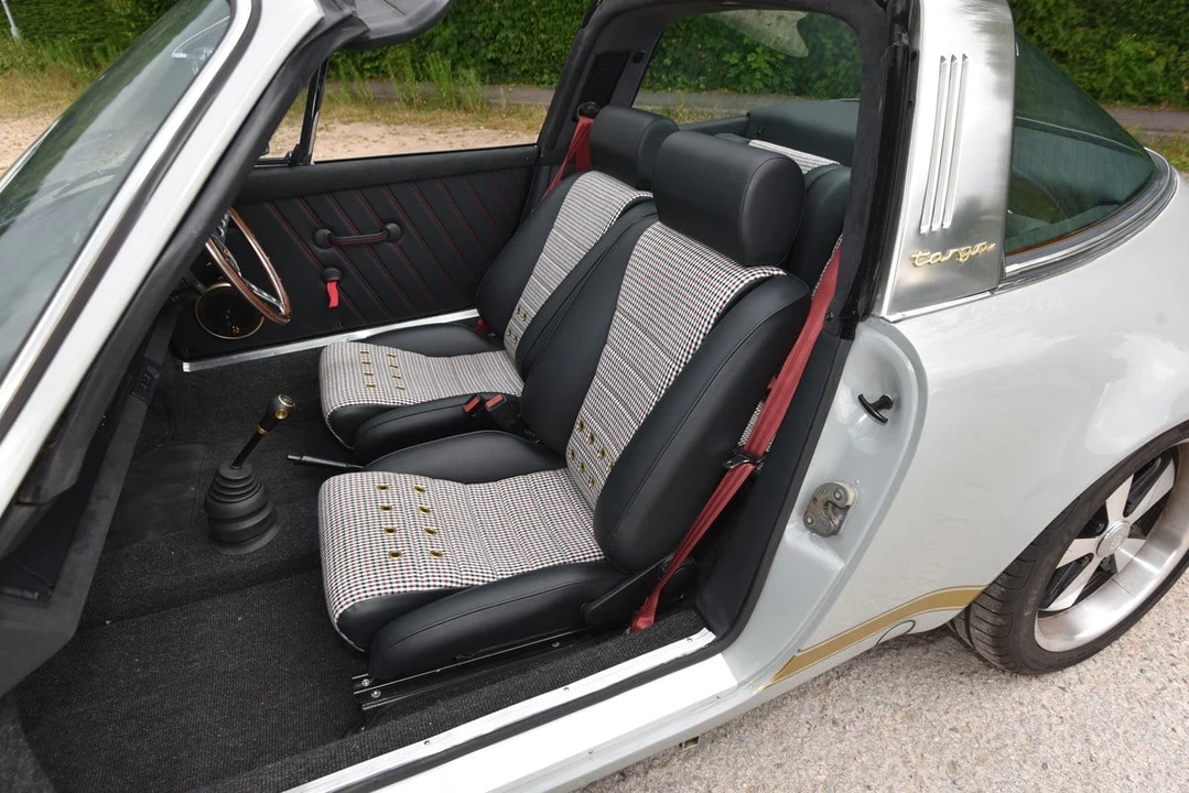 1984 Porsche 911 Carrera 3.2 - Image 11 of 30
