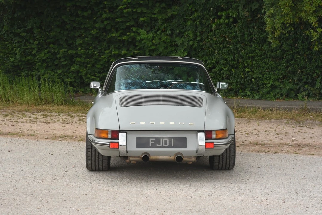 1984 Porsche 911 Carrera 3.2 - Image 6 of 30