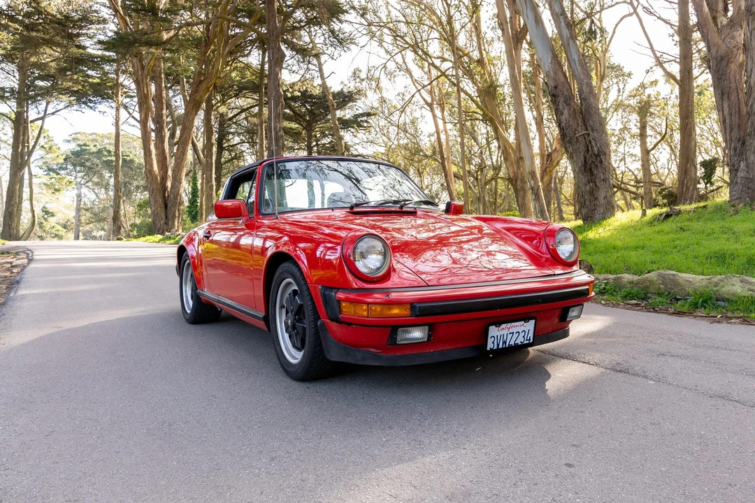 1984 Porsche 911 Carrera 3.2 - Image 9 of 31