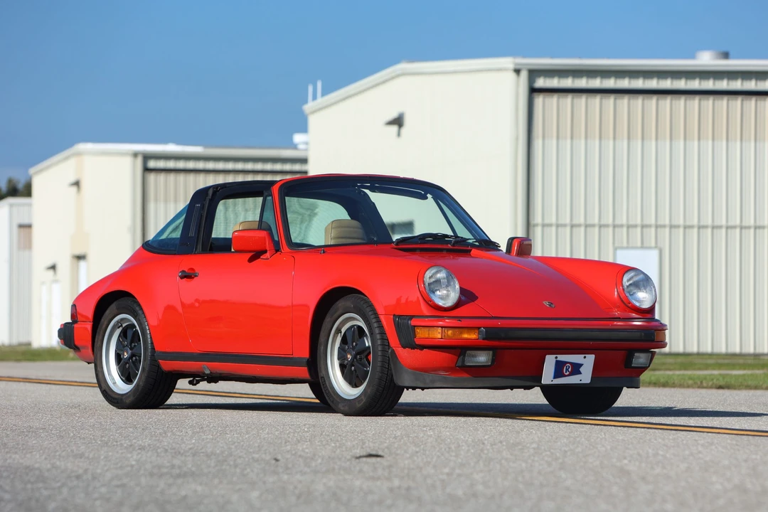 1984 Porsche 911 Carrera 3.2 - Image 5 of 31