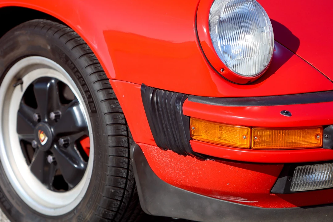 1984 Porsche 911 Carrera 3.2 - Image 18 of 31