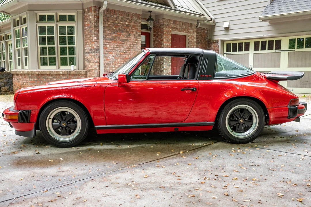 1984 Porsche 911 Carrera 3.2 - Image 16 of 31