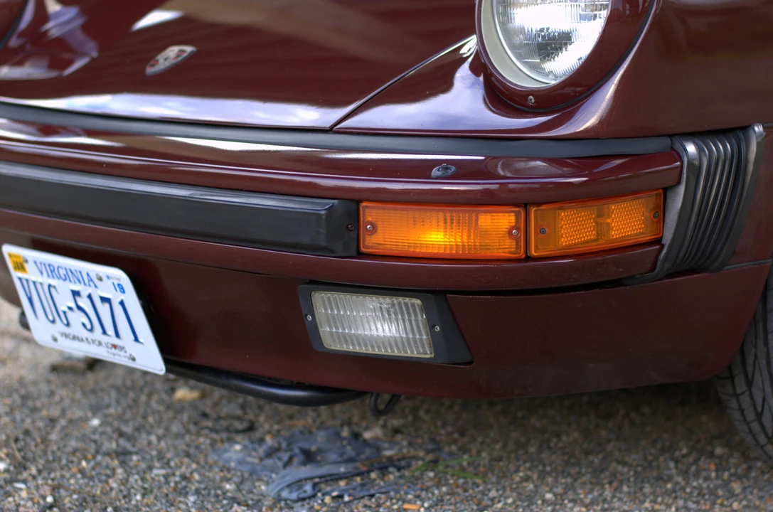 1984 Porsche 911 Carrera 3.2 - Image 30 of 31