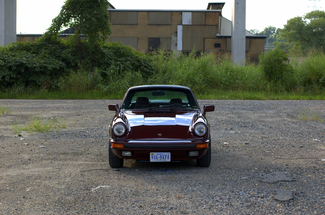1984 Porsche 911 Carrera 3.2 - Image 19 of 31
