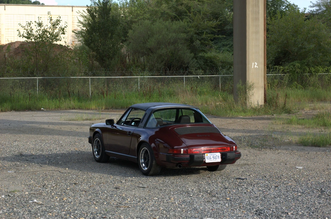 1984 Porsche 911 Carrera 3.2 - Image 7 of 31