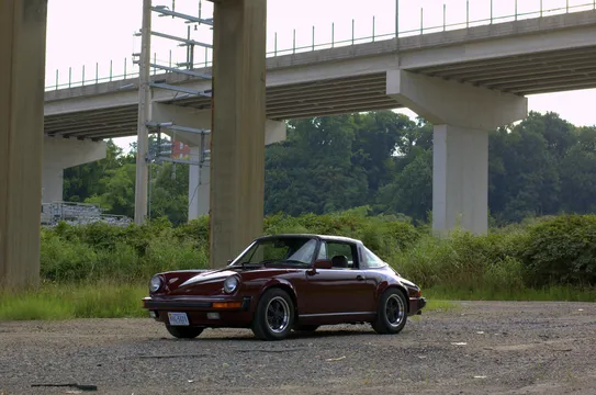 1984 Porsche 911 Carrera 3.2 - Image 2 of 31