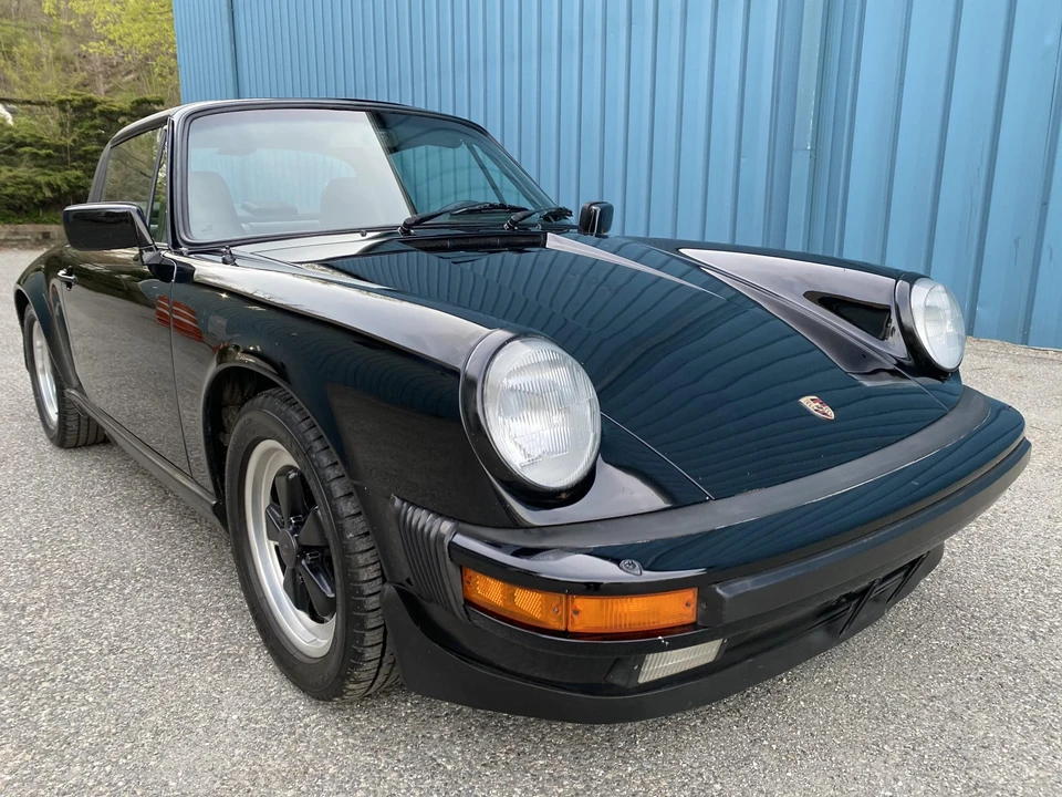1984 Porsche 911 Carrera 3.2 - Image 26 of 31