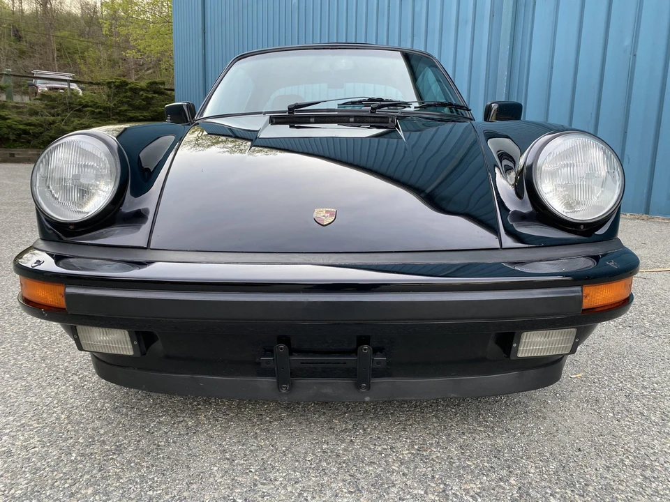 1984 Porsche 911 Carrera 3.2 - Image 13 of 31