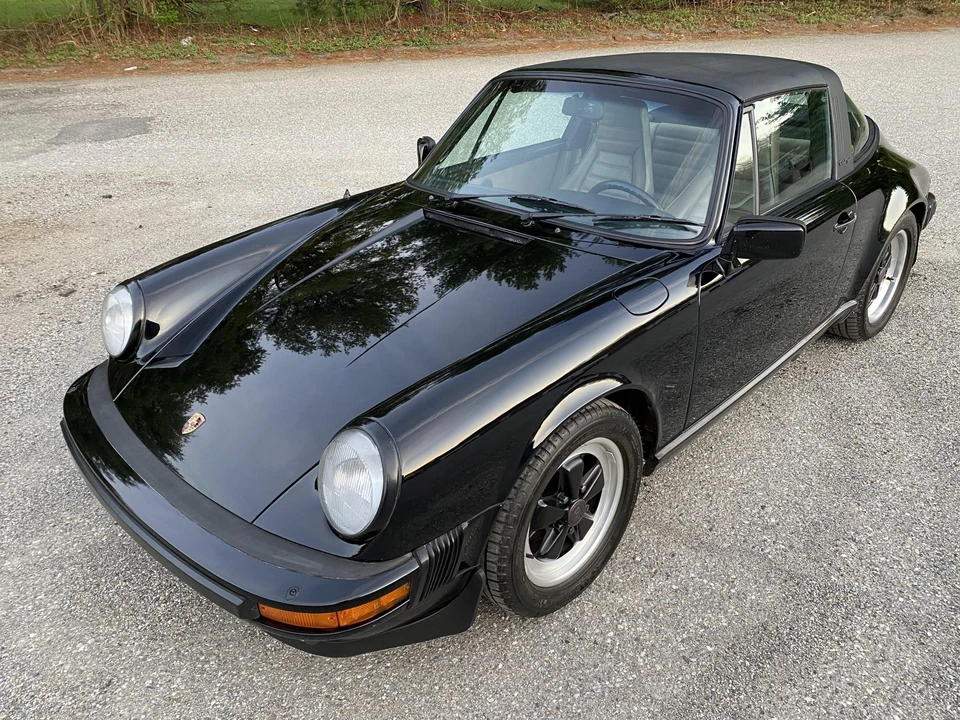 1984 Porsche 911 Carrera 3.2 - Image 10 of 31