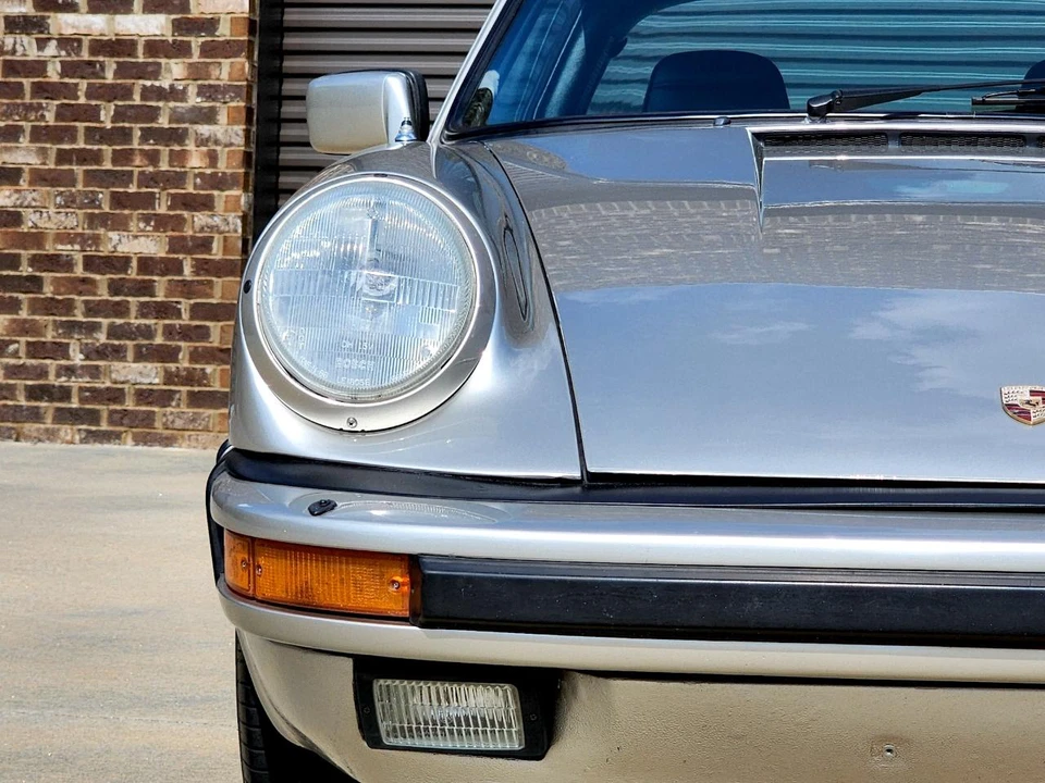 1984 Porsche 911 Carrera 3.2 - Image 18 of 31