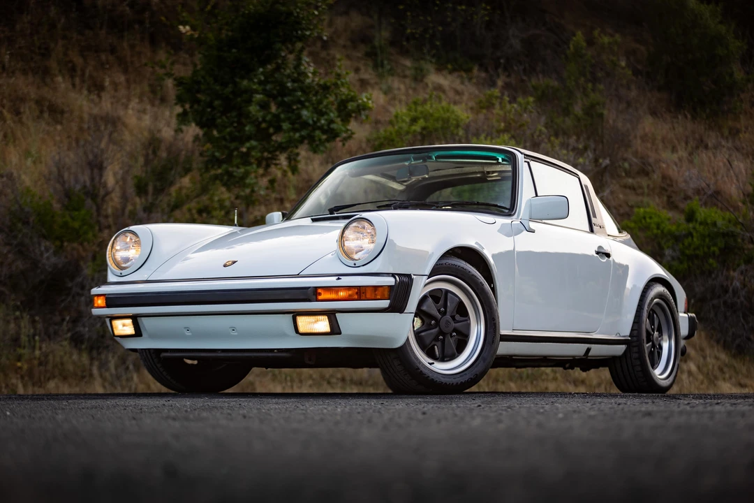 1984 Porsche 911 Carrera 3.2 - Image 12 of 31