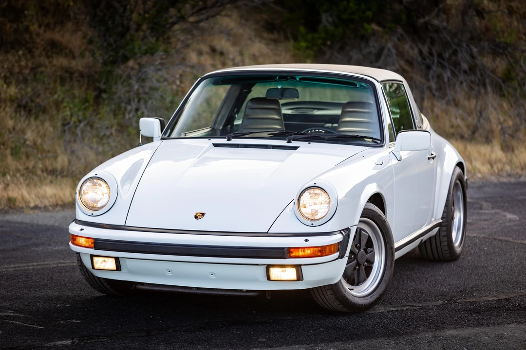 1984 Porsche 911 Carrera 3.2 - Image 9 of 31