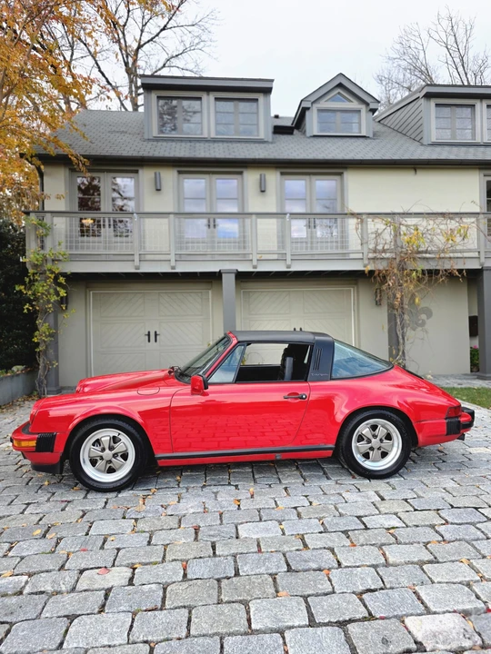 1984 Porsche 911 Carrera 3.2 - Image 9 of 31