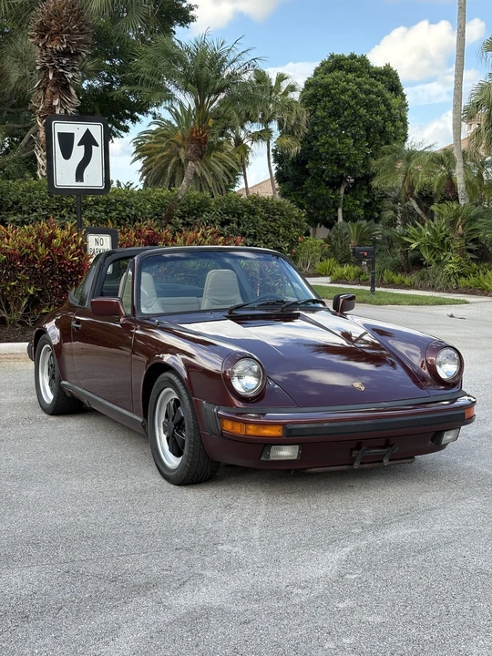 1984 Porsche 911 Carrera 3.2 - Image 9 of 31