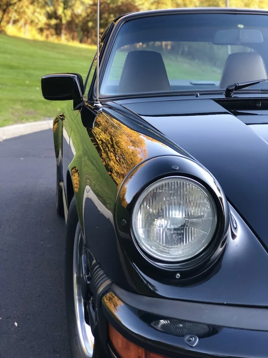 1984 Porsche 911 Carrera 3.2 - Image 9 of 31