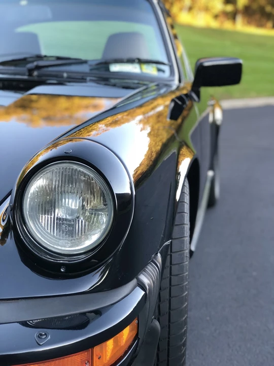 1984 Porsche 911 Carrera 3.2 - Image 7 of 31