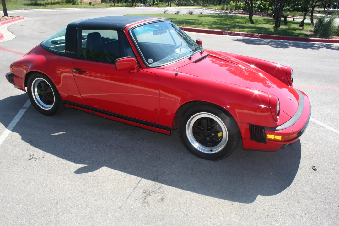 1984 Porsche 911 Carrera 3.2 - Image 15 of 31