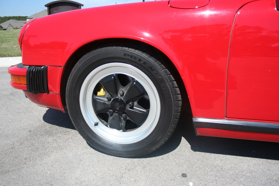 1984 Porsche 911 Carrera 3.2 - Image 22 of 31