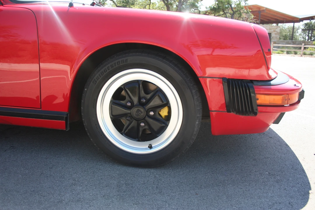1984 Porsche 911 Carrera 3.2 - Image 23 of 31