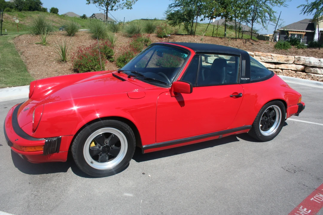 1984 Porsche 911 Carrera 3.2 - Image 5 of 31
