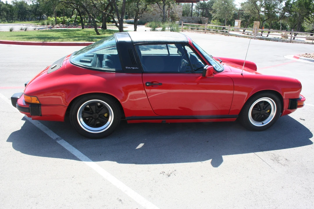 1984 Porsche 911 Carrera 3.2 - Image 14 of 31