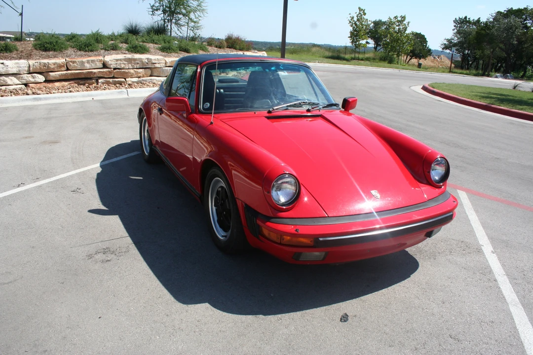 1984 Porsche 911 Carrera 3.2 - Image 18 of 31