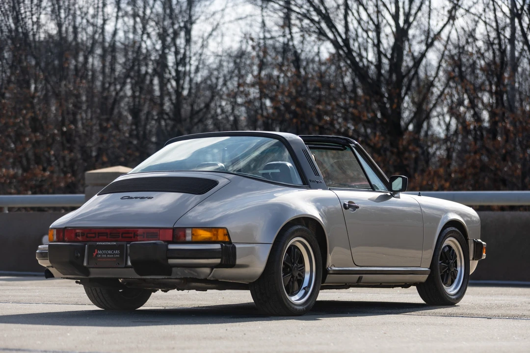 1984 Porsche 911 Carrera 3.2 - Image 13 of 31
