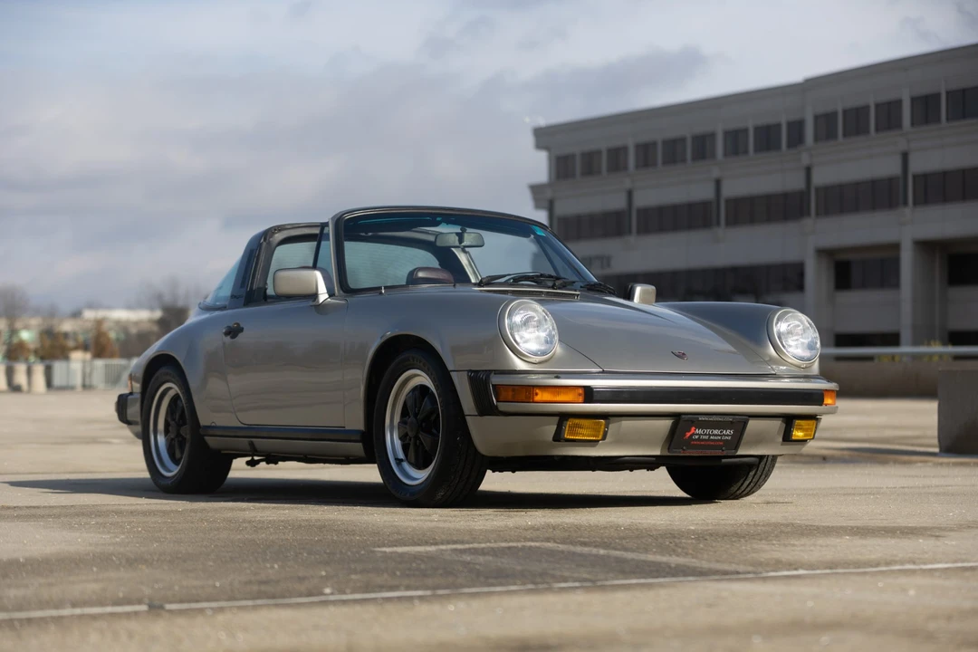 1984 Porsche 911 Carrera 3.2 - Image 2 of 31