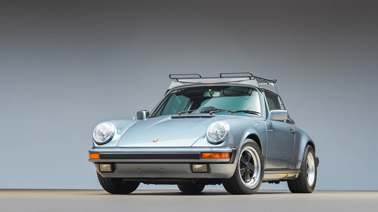1984 Porsche 911 Carrera 3.2 - Image 13 of 31