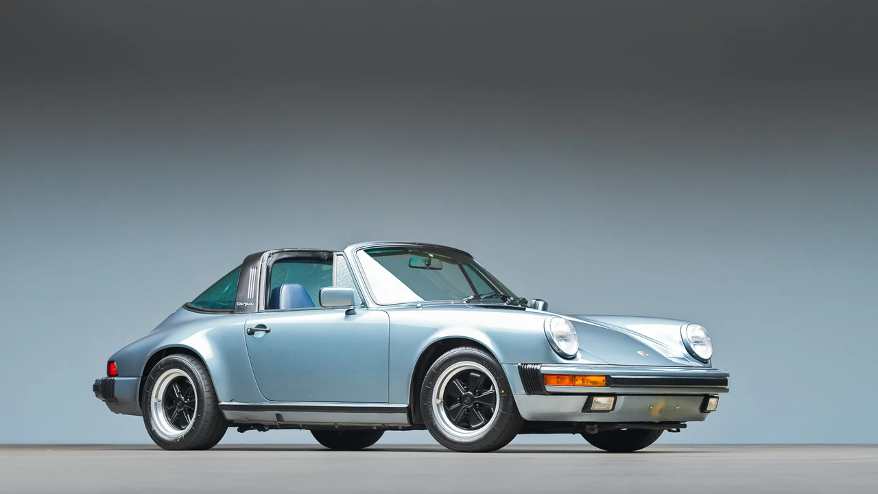 1984 Porsche 911 Carrera 3.2 - Image 15 of 31