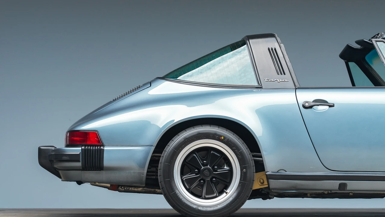1984 Porsche 911 Carrera 3.2 - Image 26 of 31