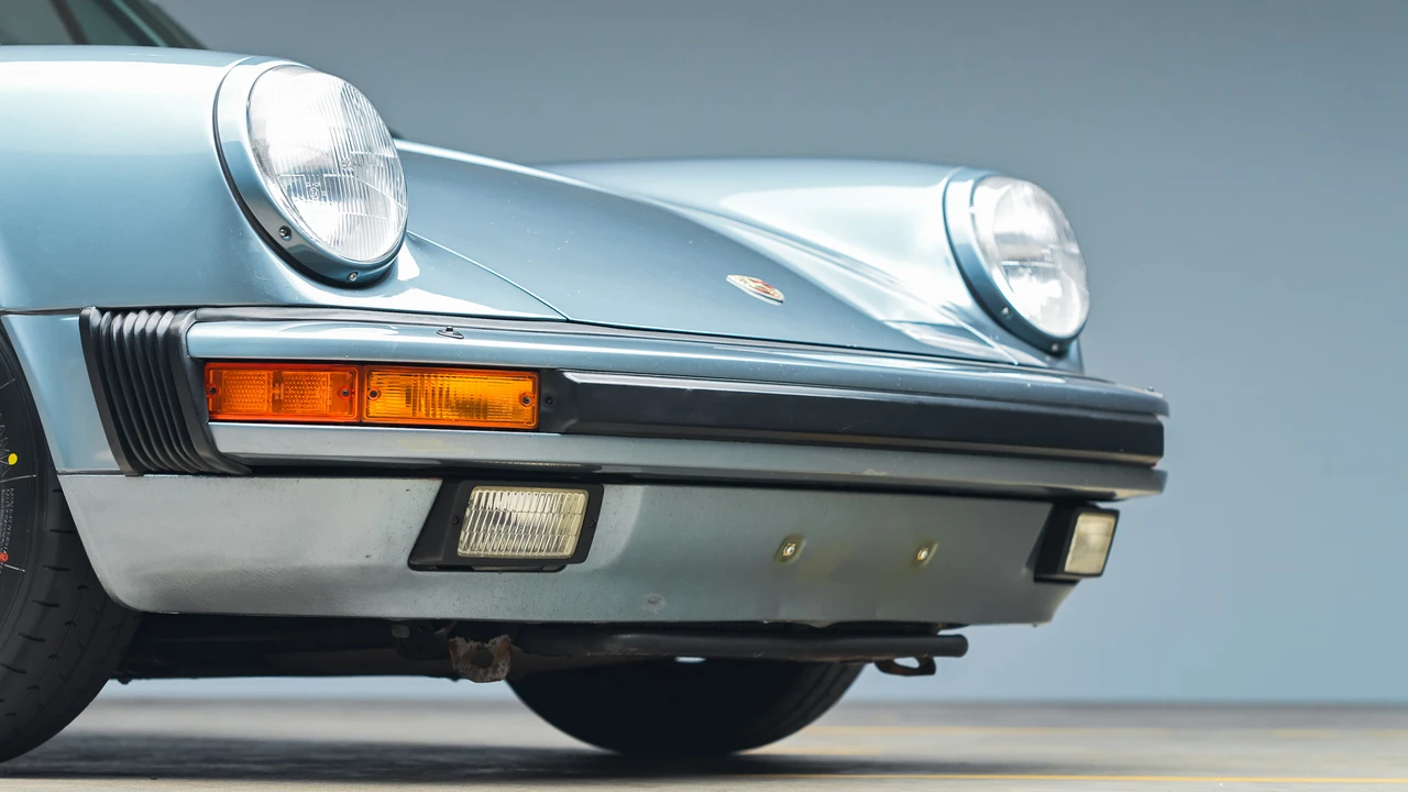 1984 Porsche 911 Carrera 3.2 - Image 30 of 31
