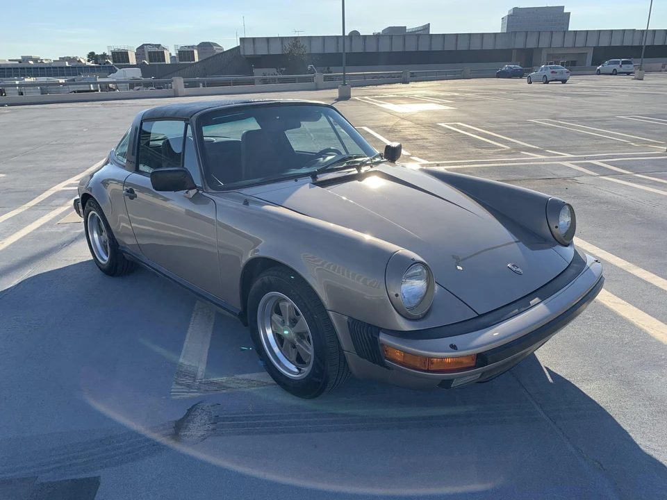 1984 Porsche 911 Carrera 3.2 - Image 19 of 31