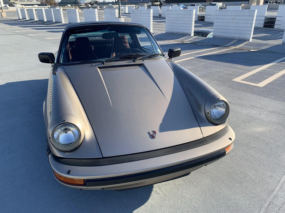 1984 Porsche 911 Carrera 3.2 - Image 13 of 31