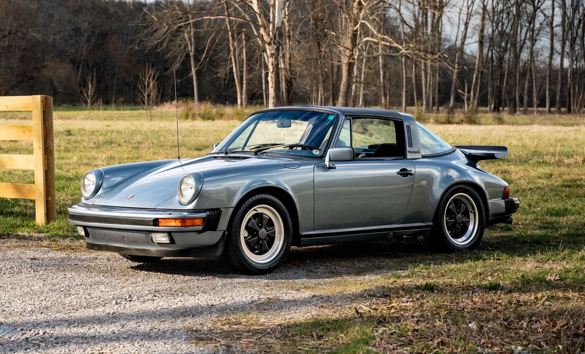 1984 Porsche 911 Carrera 3.2 - Image 2 of 31