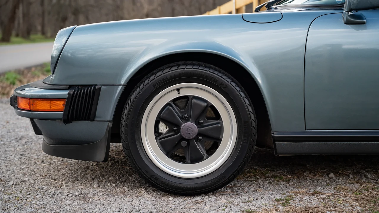 1984 Porsche 911 Carrera 3.2 - Image 26 of 31