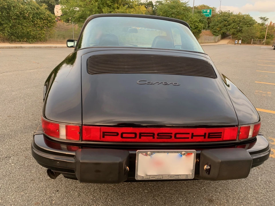 1984 Porsche 911 Carrera 3.2 - Image 9 of 31