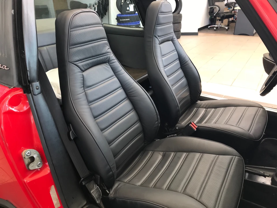 1984 Porsche 911 Carrera 3.2 - Image 26 of 31
