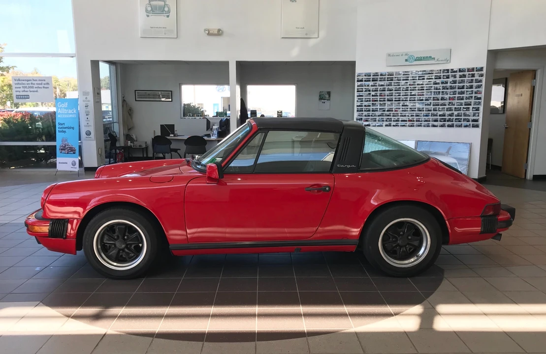 1984 Porsche 911 Carrera 3.2 - Image 6 of 31