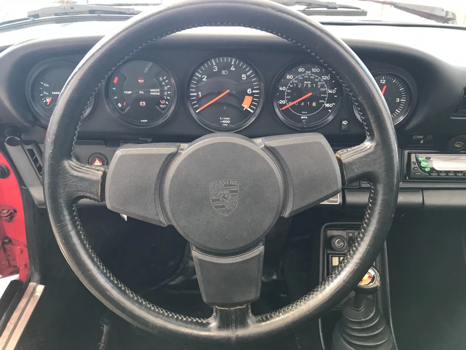 1984 Porsche 911 Carrera 3.2 - Image 27 of 31
