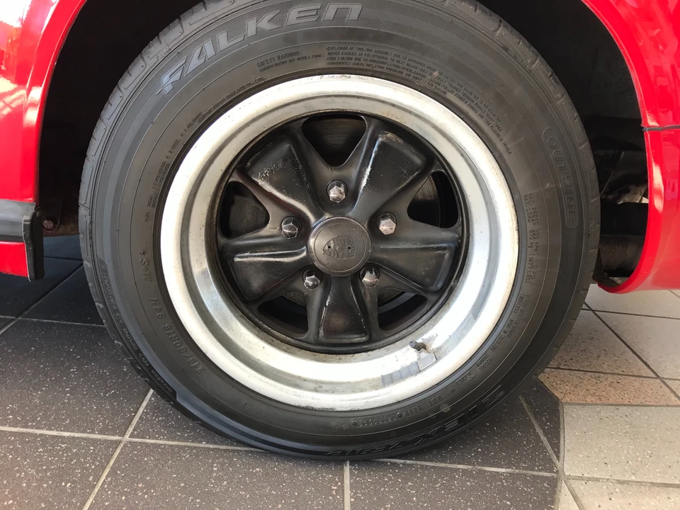 1984 Porsche 911 Carrera 3.2 - Image 21 of 31