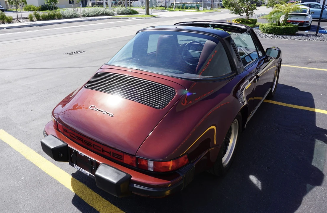 1984 Porsche 911 Carrera 3.2 - Image 11 of 31